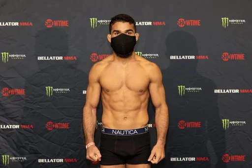 Результаты взвешивания участников турнира Bellator 255