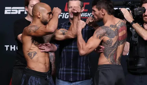 Бой Майлс Джонс – Андерсон дос Сантос перенесен на UFC 265