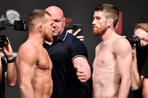 В MMA-сообществе отреагировали на победу Петра Яна над Сэндхагеном