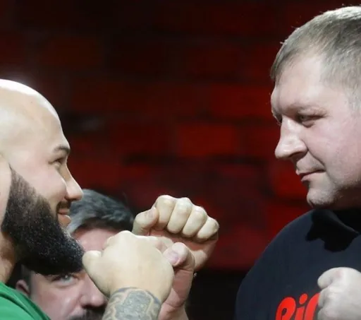 Менеджер Емельяненко: Александр никаких денег у Джигана не занимал и готов его наказать за эти слова