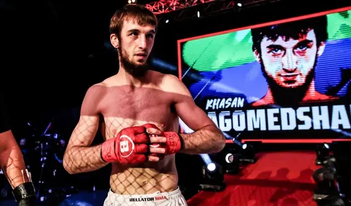 Хасан Магомедшарипов рассказал, где и когда может провести следующий бой
