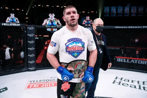 Бой Молдавского и Романова в полуфинале Гран-при PFL состоится 28 июня в Чикаго