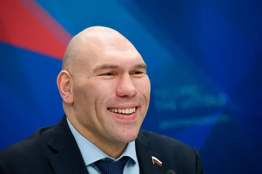 Валуев – о победе Бивола над Бетербиевым: Дмитрий не оставил сомнений и полутонов