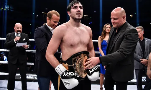 «Хочу в UFC пройти по пути Перейры». Большое интервью Артема Вахитова перед дебютом в MMA