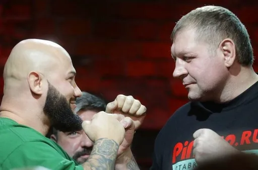 Предлагал договорняк, ушел в запой и не отдал долг: Джиган рассказал, почему сорвался бой с Емельяненко