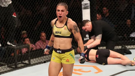 Андрадэ заменит Чукагян в бою с Фиоро на турнире UFC в Париже