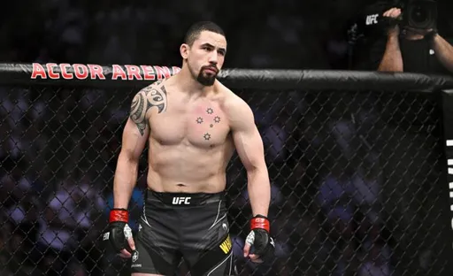Уиттакер хочет провести бой со Стриклендом на турнире UFC в Перте