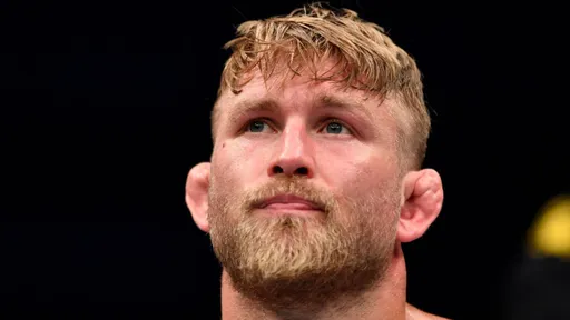 Бывший боец UFC Густафссон может провести боксерский поединок в лиге Misfits Boxing