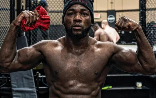 Капе досрочно победил Силву на UFC on ESPN 63 в Тампе, реабилитировав поражение Мокаеву
