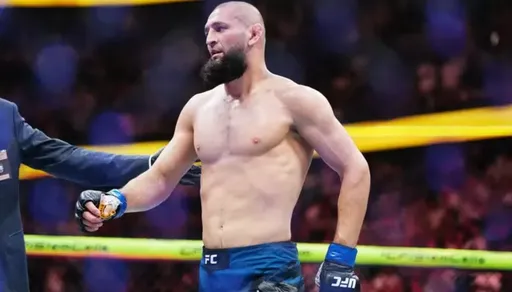 Бывший чемпион UFC Рокхолд: никто не сможет составить конкуренцию Чимаеву в полутяжелом весе