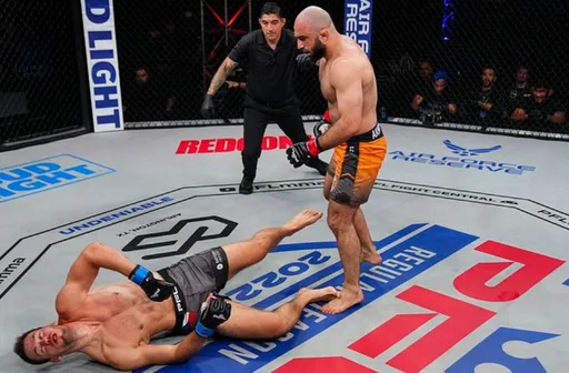 Гребнев назвал фаворита боя между Ахмедовым и Аукстуолисом на PFL 4