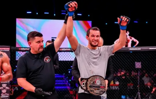 Усман Нурмагомедов проведет защиту титула Bellator в рамках Гран-при легковесов