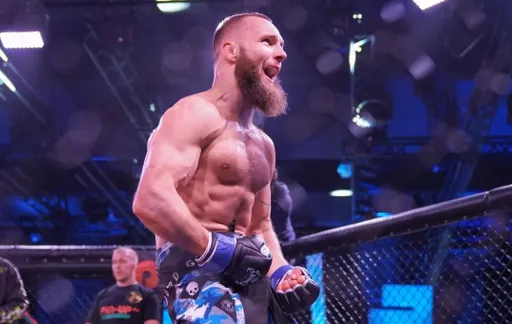 Пилипенко проиграл Жумабекову решением судей на турнире лиги Nomad Fighting