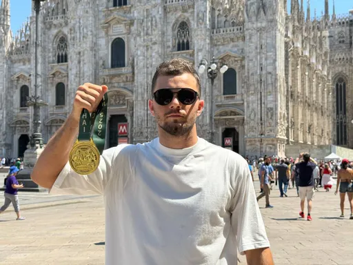 Тюменский боец завоевал золото чемпионата мира по тайскому боксу