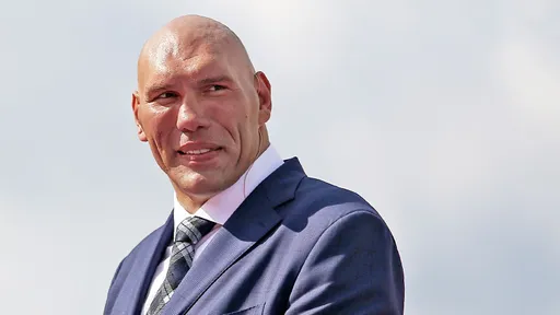Валуев объяснил отмену боя с Виталием Кличко