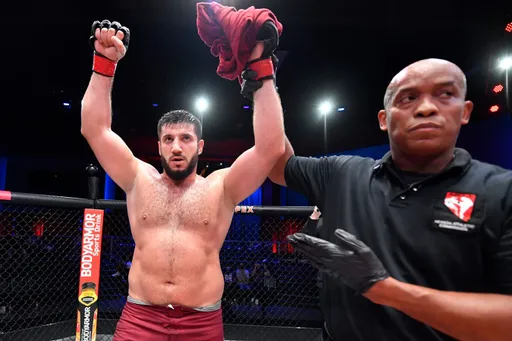 Российский чемпион лиги Хабиба и экс-претендент на титул UFC попались на допинге: подробности скандала в PFL