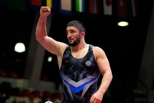 Садулаев возвращается! Сборная России выступит на чемпионате Европы по борьбе в монструозном составе