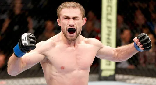 Багаутинов: хочется проверить свои силы в UFC, в 57 кг там не на кого смотреть