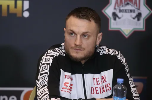 Адам Дайнес: Бетербиев не мог подойти к Биволу в реванше
