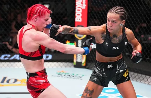 Робертсон задушила Агапову на UFC Vegas 60