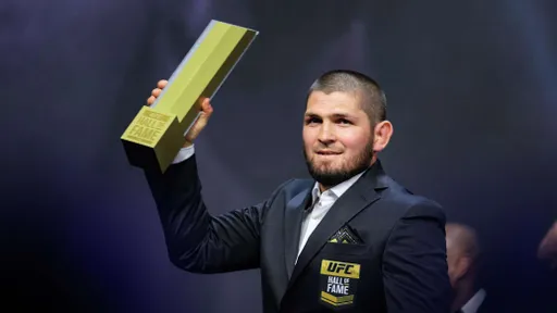 Хабиб – о первом месте Махачева в рейтинге P4P UFC: это уже легендарно