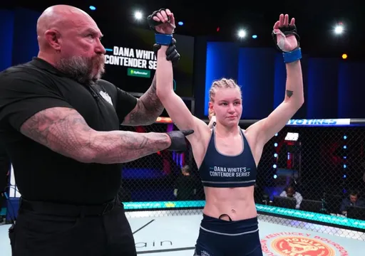 «Я наведу шороху». Дудакова – о подписании контракта с UFC