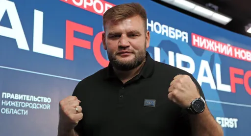 Сидельников назвал фаворита реванша Бивола и Бетербиева