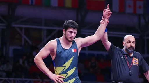 Олимпийский чемпион Тажудинов победил Курбанова в 1/4 финала на ЧМ по борьбе в Хорватии