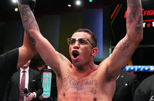 Пратес прояснил ситуацию относительно боя с Макгрегором на турнире UFC в Белом доме