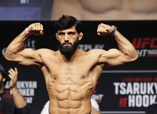 Шишков: к Царукяну предвзятое отношение в UFC