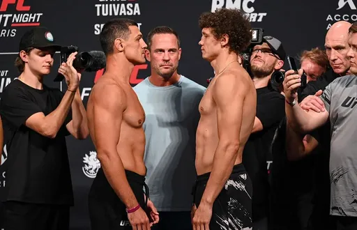 Видео: Копылов нокаутировал Ди Кирико на UFC Paris