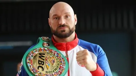 Менеджер Усика: Фьюри могут лишить титула WBC