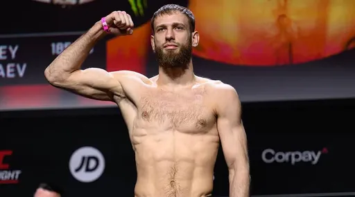 Россиянин Пуляев успешно прошел взвешивание перед боем на турнире UFC Vegas 108