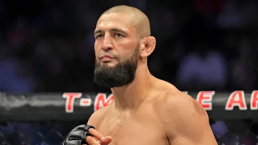 Бой Чимаева и Косты на турнире UFC 294 может быть отменен