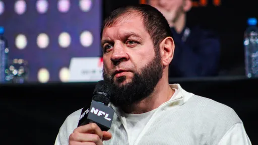Александр Емельяненко заявил, что его прооперируют в НИИ имени Н. В. Склифосовского