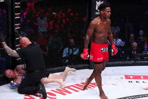 Бой Лоренца Ларкина и Мухамеда Берхамова состоится на Bellator 283