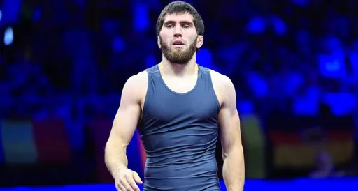 Угуев победил Ахмедова в 1/16 финала чемпионата России по вольной борьбе