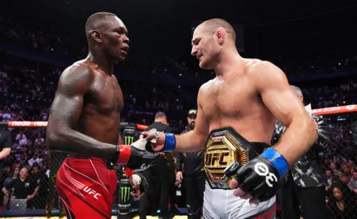Адесанья сделал первое заявление после потери пояса чемпиона UFC