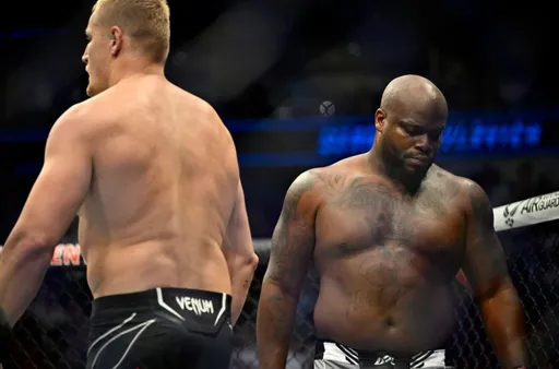 Дана Уайт прокомментировал остановку боя между Павловичем и Льюисом на UFC 277