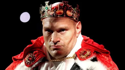 Жена Усика высмеяла Фьюри, назвав британца «цыганской королевой»