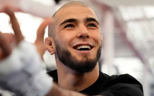 Мокаев заявил, что не представляет Россию в UFC