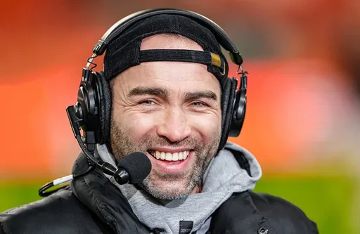 Гаджиев: у UFC профицит бойцов и дефицит турниров