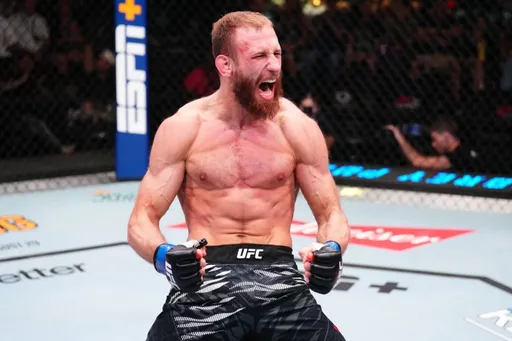 Пуляев анонсировал бой с Рузибоевым на турнире UFC в Баку
