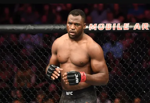 Нганну нужна была свобода от UFC и больше денег. Кто он: жадина, лицемер или жертва обстоятельств?