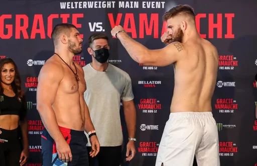 Бой Молдавского с Моури на Bellator 284 признан несостоявшимся