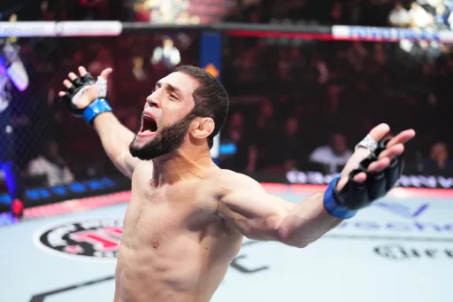 «Меня подписали в UFC для боя с Чимаевым». Алискеров – о соперниках, Абдулманапе и лучших бойцах