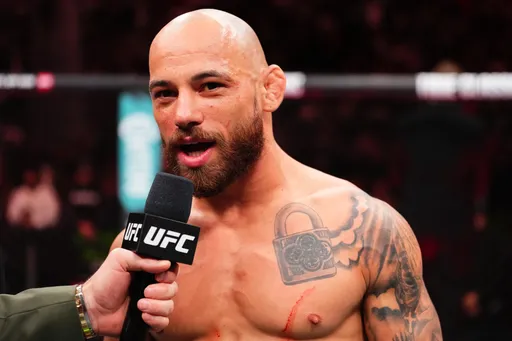 Сильва: уйду из UFC, если проиграю Волкановски