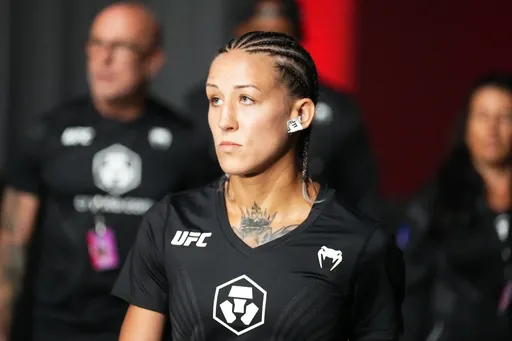 Бывший боец UFC Агапова проведет дебютный бой в лиге Dirty Boxing 31 октября