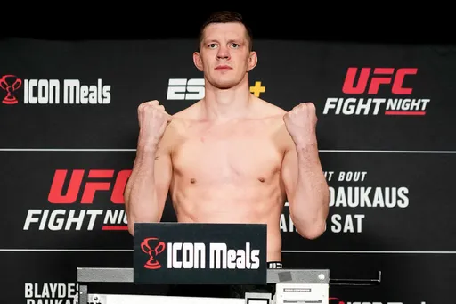 Тюлюлин нокаутировал Пикетта во втором раунде на UFC 279