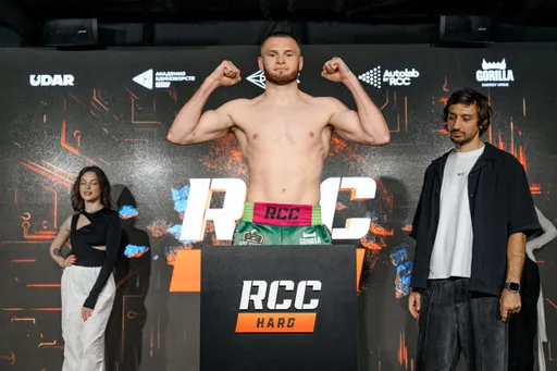 Саратов победил Сульгина и стал первым чемпионом в истории RCC Hard